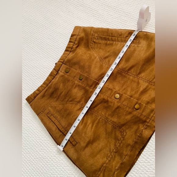 ‼️FINAL SALE MUST GO‼️🤎✨H&M gorgeous skirt✨🤎‎ - Picture 5 of 7